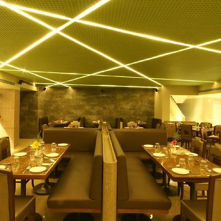 The Maharaja Business Hotel Mumbai  Buitenkant foto