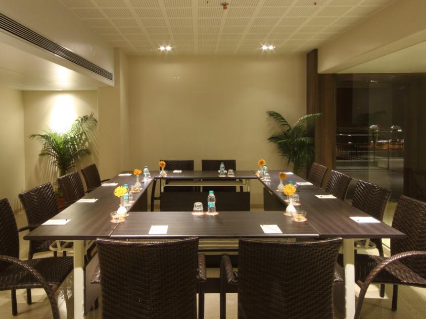 The Maharaja Business Hotel Mumbai  Buitenkant foto